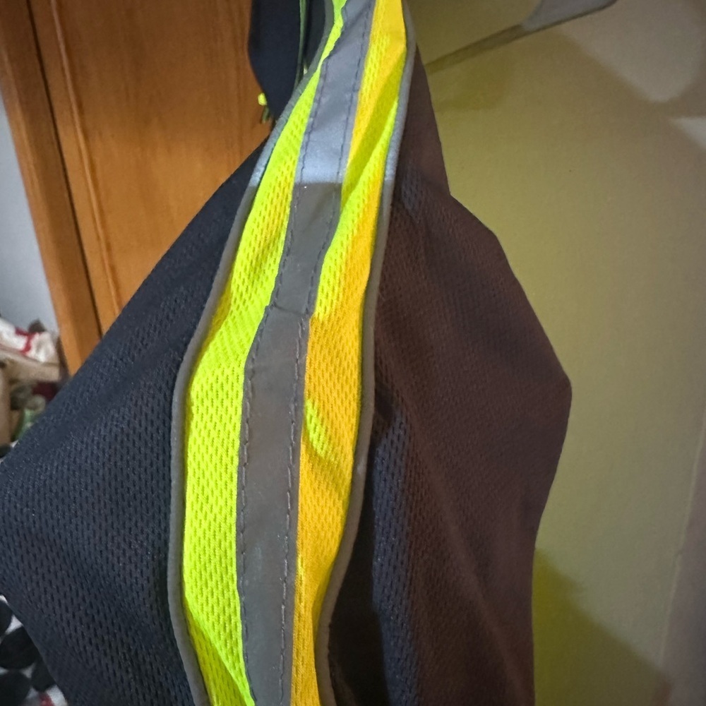 Neon Yellow and Black work Top - Picture 3 of 4